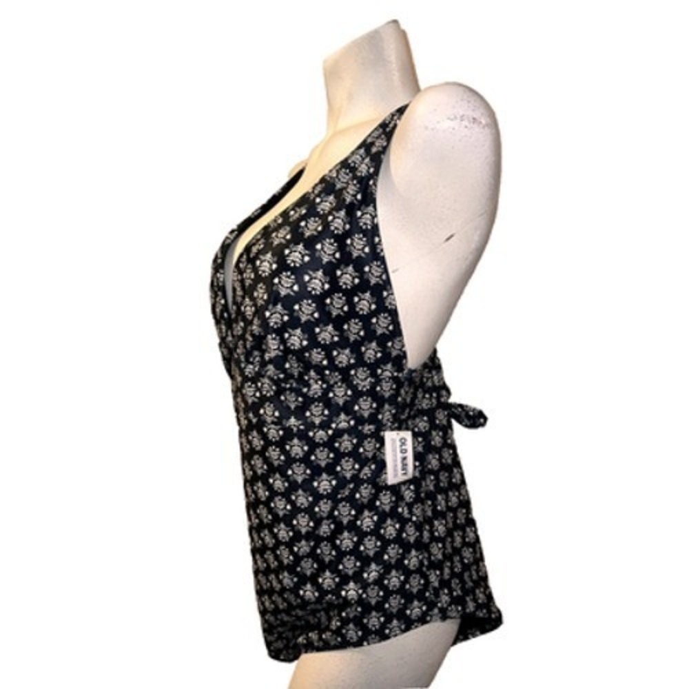 New Old Navy Women's Black White Floral Print One Piece V-neck Swimsuit Size XXL - Picture 3 of 9